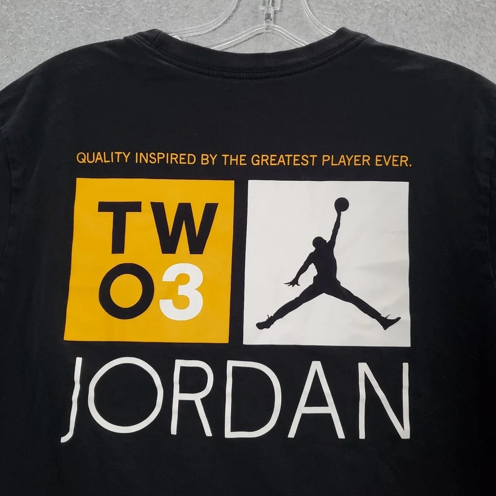 Air‎ Jordan Men Shirt Medium Black Logo Graphic Print Standard Fit Crew Neck Tee